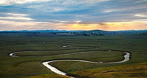 《极限竞速：地平线5》玩家人数破2800万 DLC周四发布